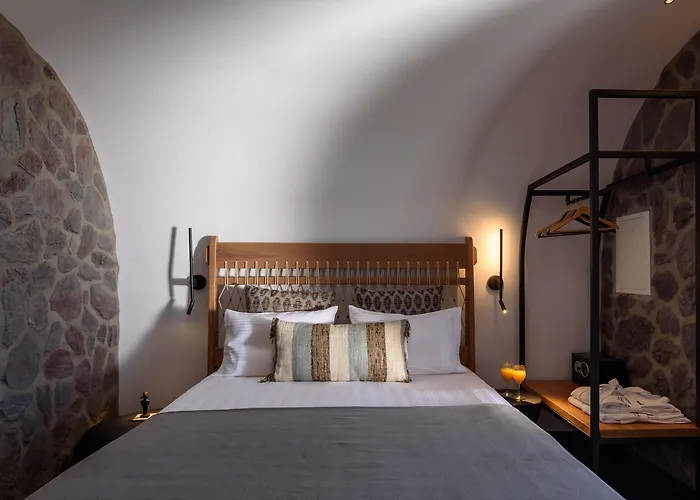 Hotel Vrachos Mykonos 3*