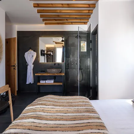 Otel Vrachos Mykonos 3*