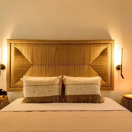 Vrachos Mykonos Otel 3*