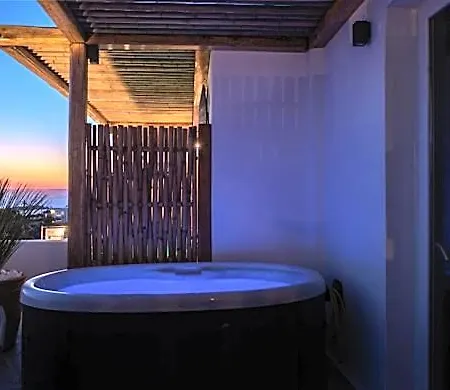 Hotel Vrachos Mykonos 3*