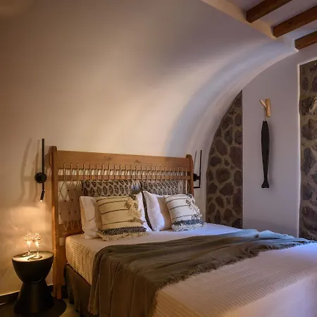 فندق Vrachos Mykonos 3*